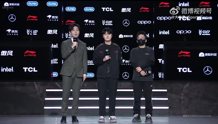 mk体育在线登录入口JDG赛后采访Peyz：伙食非常的好，我比较喜欢吃汤类的食物