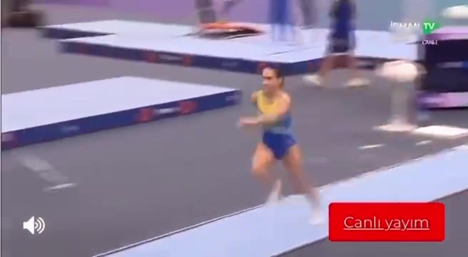 mk体育app官网致敬传奇！年近50岁的丘索维金娜夺得体操世界杯巴库站跳马冠军